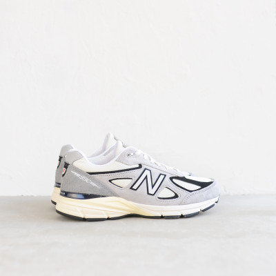 U990 v4