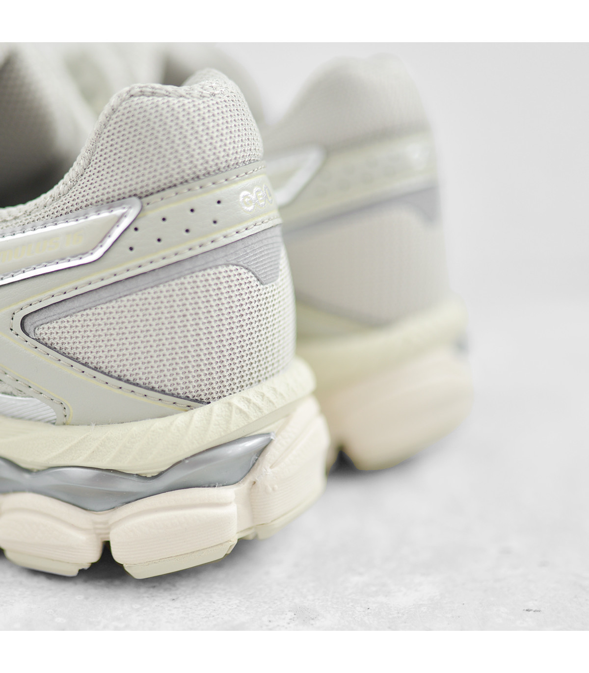 Gel Cumulus 16